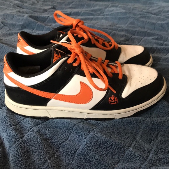 nike dunk low halloween